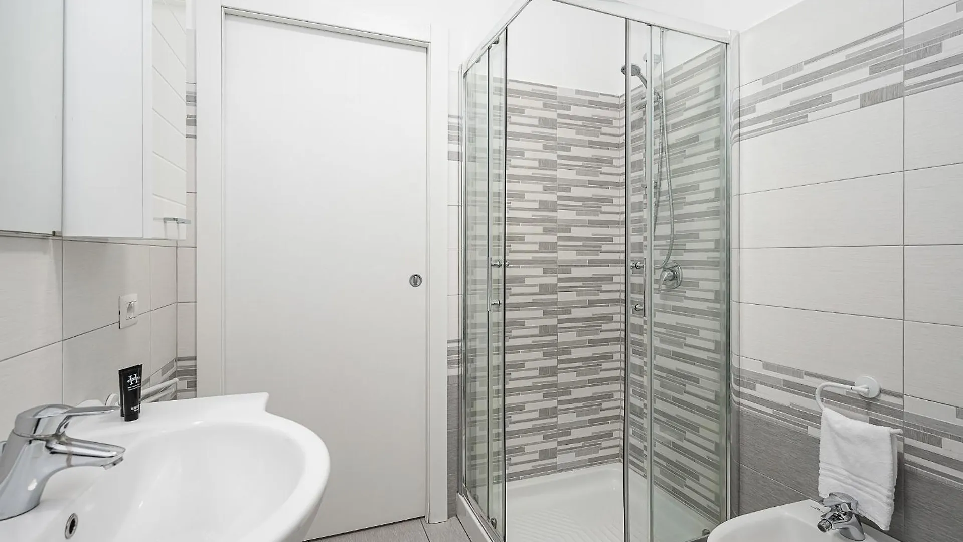 Appartamento A 2 Kilometri Dal Centro Milan Apartment